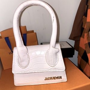 Used jacquemus mini white bag